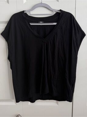 Express Black V-Neck Short Sleeve Tee